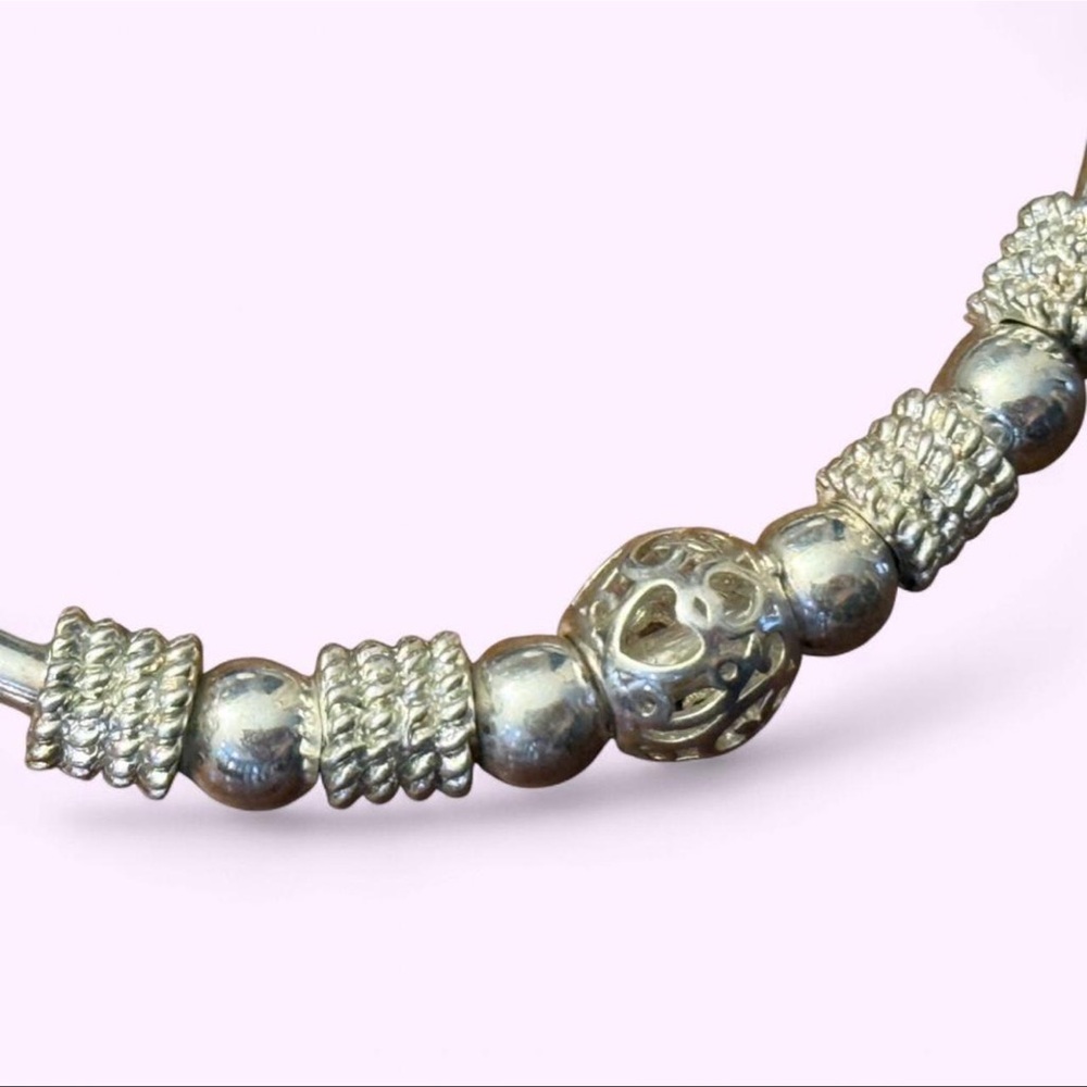 Silver Tone Expandable Bangle – Heart Filigree Charm - Picture 4 of 4